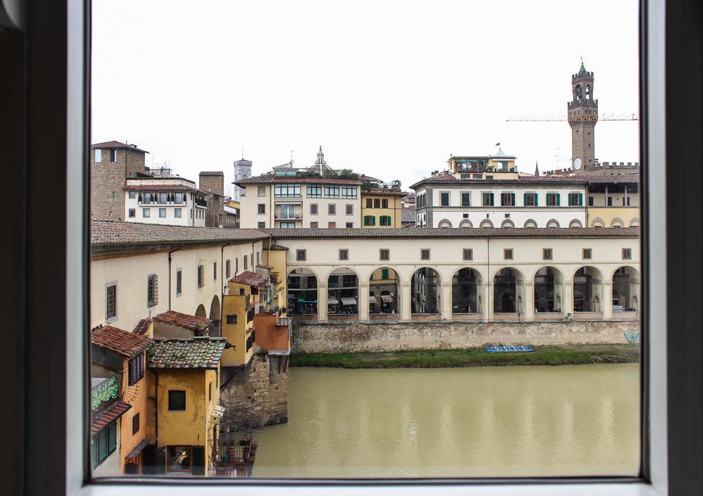 Апартаменты Ponte Vecchio Luxury II Флоренция Номер фото